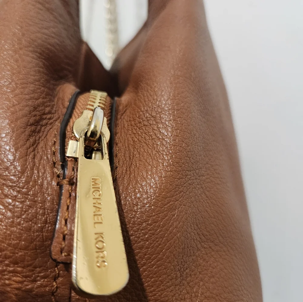 Michael Kors pebbled leather purse_7